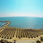 Roseum Boutique Hotel 3*