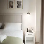 Roseum Boutique Larnaca
