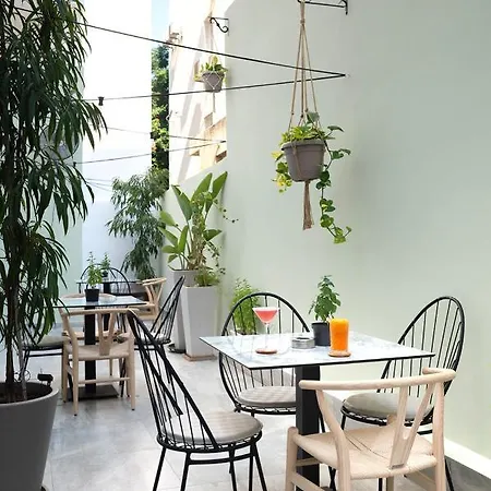 Roseum Boutique 3*