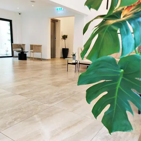 Отель Roseum Boutique Ларнака