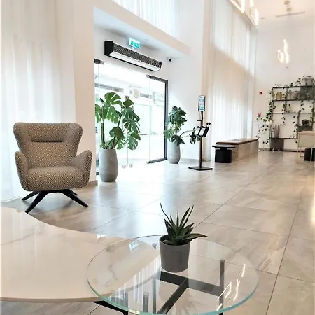 Отель Roseum Boutique Ларнака