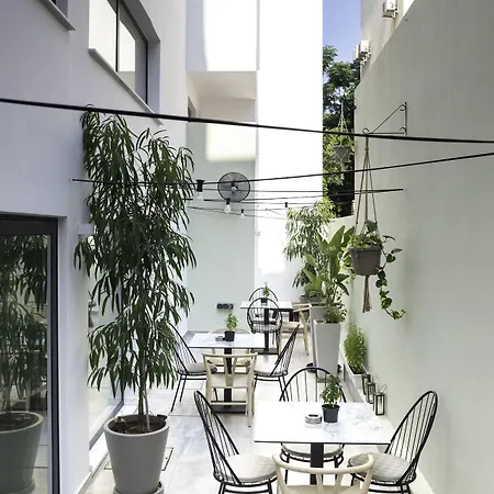 Roseum Boutique 3* ラルナカ