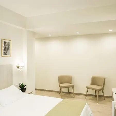 ホテル Roseum Boutique 3*