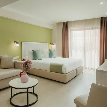 Roseum Boutique 3* Larnaca