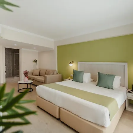 Roseum Boutique Hotel