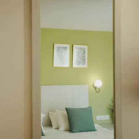 Roseum Boutique Hotel 3*