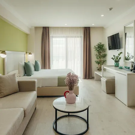 Roseum Boutique Larnaca