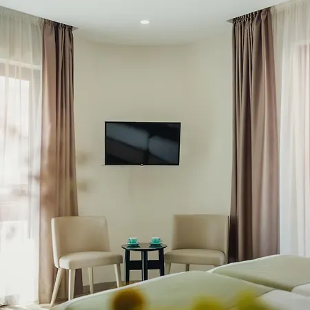 Roseum Boutique Hotel Larnaca