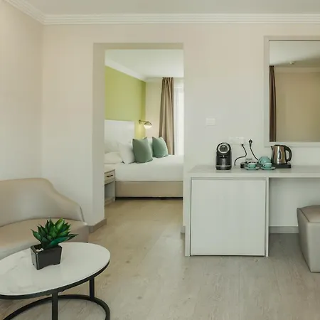 Roseum Boutique Hotel Larnaca