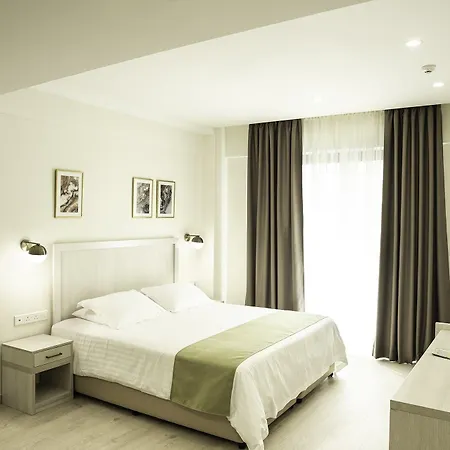 Roseum Boutique Hotel 3*