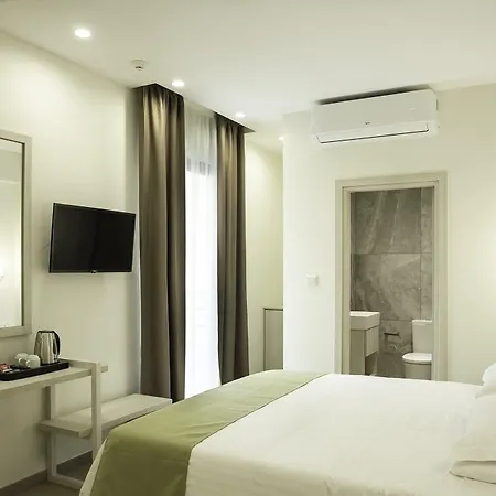 Roseum Boutique Hotel 3*