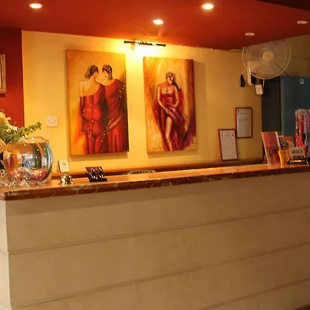 Roseum Boutique Ларнака