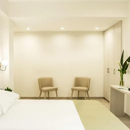Отель Roseum Boutique 3*