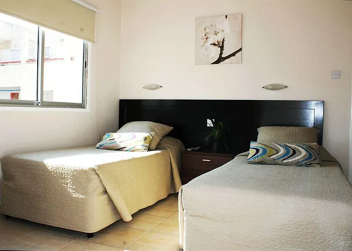 Roseum Boutique Larnaca