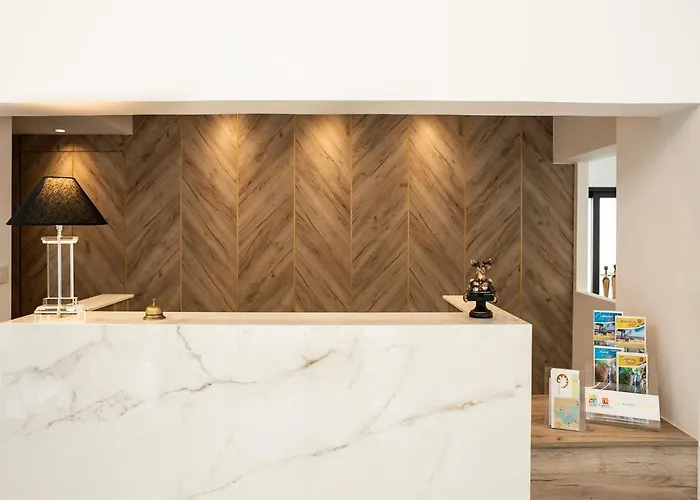 Roseum Boutique Hotel 3*