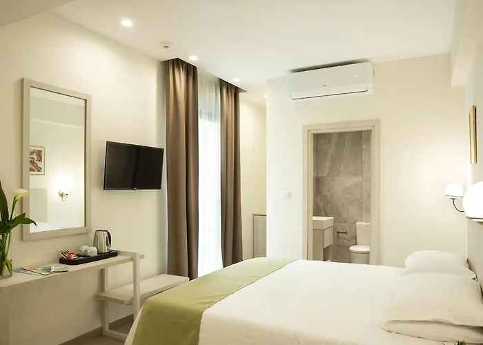 Roseum Boutique Ларнака